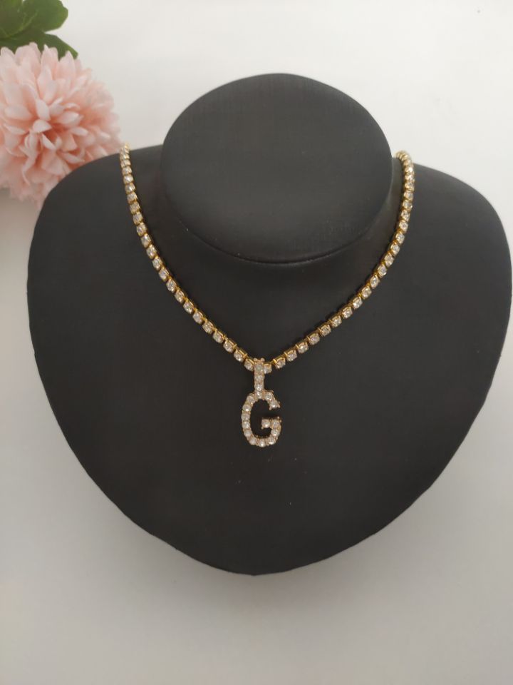 Rhinestone Pendant Simple Alloy Necklace