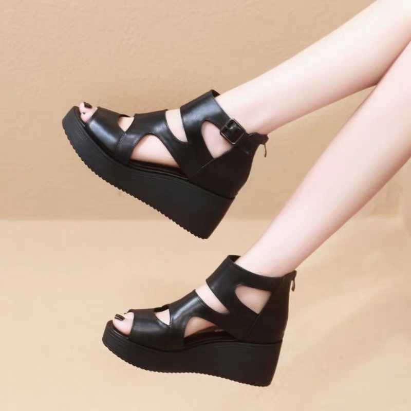 All-match Sandals, Lightweight Seasonal Shoes, One-word Buckle And Platform Platform Wedge Shoes