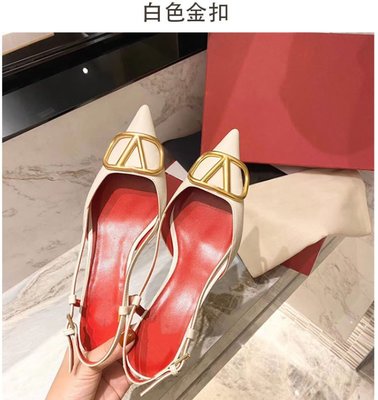 2021 spring and summer new rhinestone pointed toe stiletto shallow mouth women's shoes kitten heel strap high-heeled Baotou sandals women