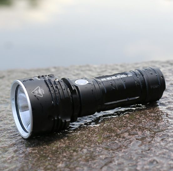 Waterproof camping multifunctional flashlight