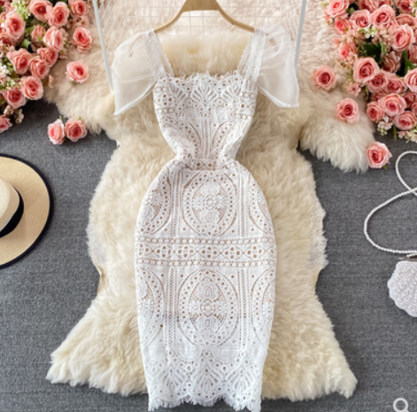 Square neck, puff sleeves, high waist, slim slimming, mid-length, ladies temperament, gentle wind, high-end lace dress dress