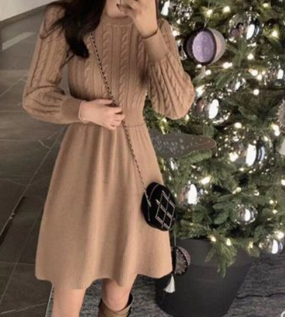 Knitted dress female little girl 2020 autumn and winter new Korean version of the waist slimming retro base twist sweater skirt