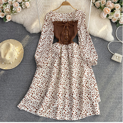 French floral skirt 2023 autumn Korean version of the small fresh and age-reducing sweet square collar waist slimming A-line dress for women