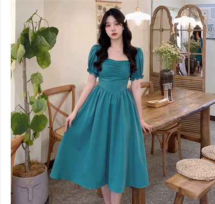 Large size French retro puff sleeve dress women's summer new square collar waist slimming Hepburn style long skirt