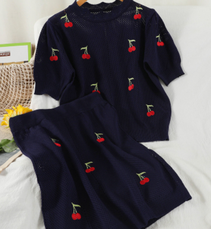 X169 sweet, age-reducing, salt-and-sweet suit summer new product loose knit sweater top skirt two-piece female