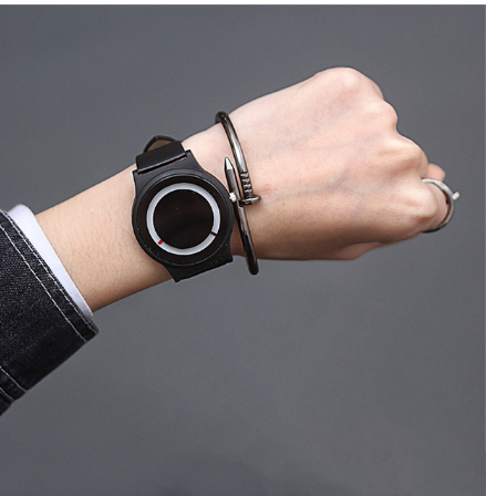 Creative Minimalist Quartz Watches For Couples no-pointer Scale Relogio Clock Black White Student Personality Simple Wristwatch