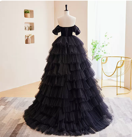 One-shoulder evening dress evening dress skirt female banquet host high-end tutu skirt black light wedding dress temperament winter