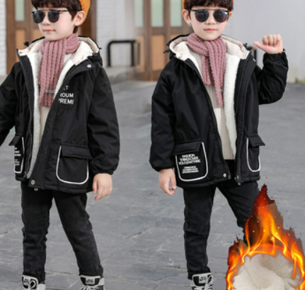 Boys winter clothes thicker pie to overcome the 2021 new foreign style children's Korean version plus velvet jacket 8 middle-aged children 9 handsome trend