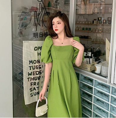 Large size women's skirt 2023 new summer fat sister French square collar dress retro waist bellflower skirt female