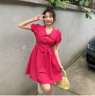 Large size fat MM Hong Kong style retro doll collar plaid dress summer new design puff sleeve first love skirt