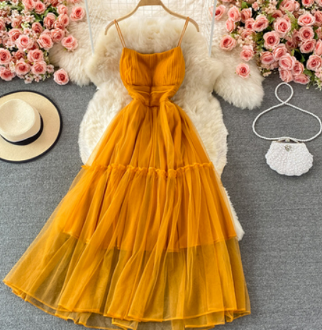 Celebrity temperament super fairy yellow high waist thin open back dress seaside vacation beach dress elegant big swing dress