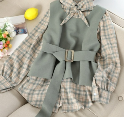Hong Kong style retro plaid single-breasted loose bottoming shirt top + bandage woolen pullover vest suit women