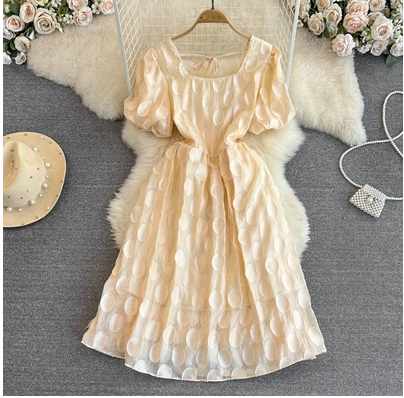 2023 Summer Gentle Wind Lady Bubble Short-sleeved Square Neck Waist Slim Mid-length A-Line Puffy Dress