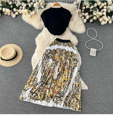 Ethnic style two-piece suit female summer temperament celebrity short T-shirt top printed high waist pleated skirt