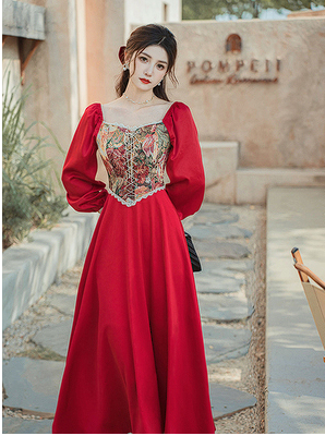 Early spring new French retro court style red oil painting dress engagement toast evening dress atmosphere skirt