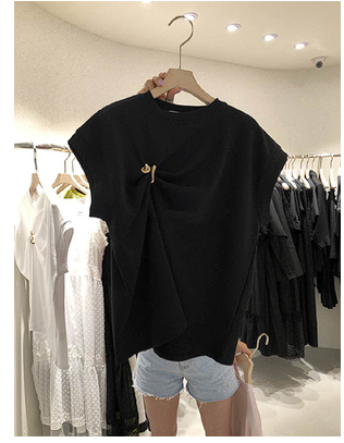 South Korea's Dongdaemun 2023 summer women's clothing new design sense of self-cultivation solid color round neck pleated sleeveless T-shirt women's top