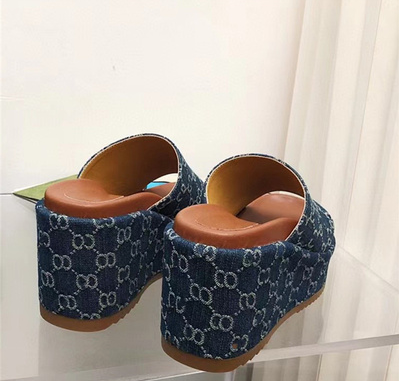 2023 new embroidered linen word thick-soled sandals increase the height of the waterproof platform letter slippers outside wearing muffin ins tide