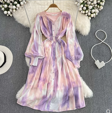 French-style tea break dress with high-end sense and light luxury temperament V-neck lantern long-sleeved waist slimming tie-dye printed A-line dress