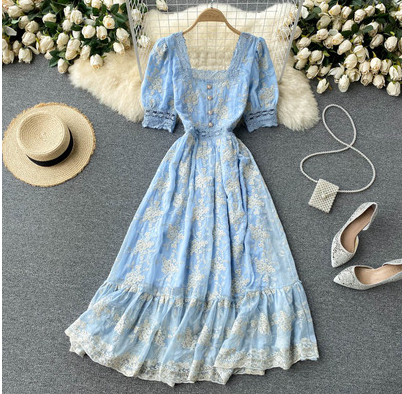 Palace wind dress waist waist summer new retro heavy embroidery lace square collar slim mid-length ruffled skirt