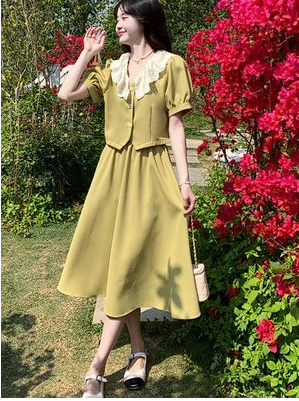 Plus size women's fresh doll collar short-sleeved top women's summer new high waist thin skirt two-piece suit