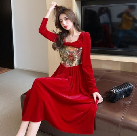 Retro oil painting jacquard stitching was thin velvet dress female autumn temperament goddess Fan Zhong long dress skirt