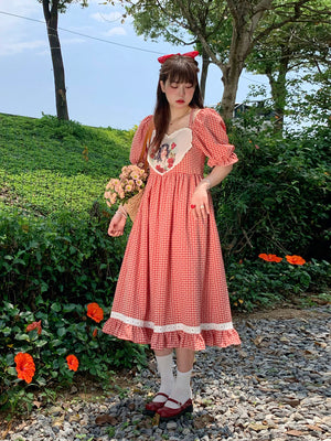 [Spring Art Exhibition] Red plaid love print plus size dress French retro playful sweet and slightly fat
