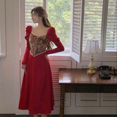 Red French retro dress palace style long skirt 2022 spring new scheming waist printing long-sleeved skirt