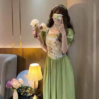 French retro palace style dress summer 2022 new women's stitching design sense is thin and temperament oil painting long skirt