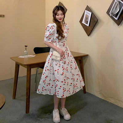 Large size women's gentle wind floral dress women's 2022 summer new French square collar waist slim mid-length skirt