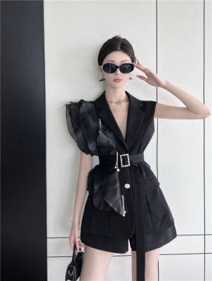 Elegant light luxury fashion age-reducing suit female 2022 summer new suit collar vest vest shorts two-piece set