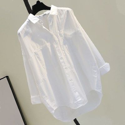 2022 spring Korean version loose literary bf style casual shirt double pockets front short back long white cotton shirt women's tide