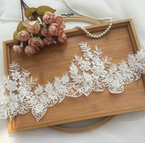 3 yards/package heavy work beaded leaves embroidered lace DIY wedding veil quality rayon material width about 14.5cm