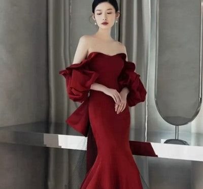 Wine red satin bride toast dress one-shoulder celebrity temperament high-end banquet host dress 2023 spring