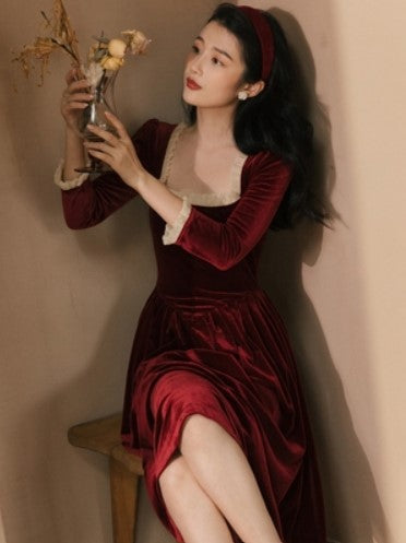 Velvet red engagement evening dress dress 2022 new women's autumn and winter slim retro French style fugitive princess dress