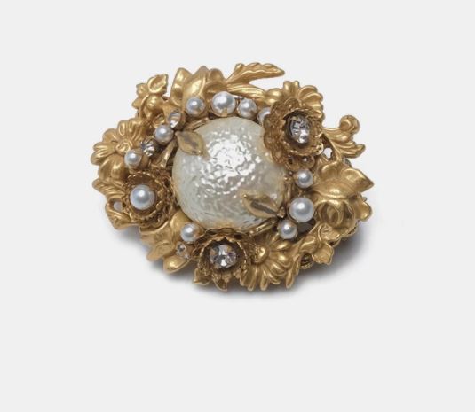 Amorita boutique Golden flower brooch vintage court exquisite pearl brooch