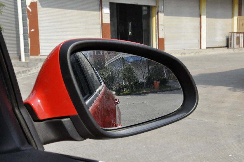 Add A Small Round Mirror In The Blind Area Of The Rearview Mirror