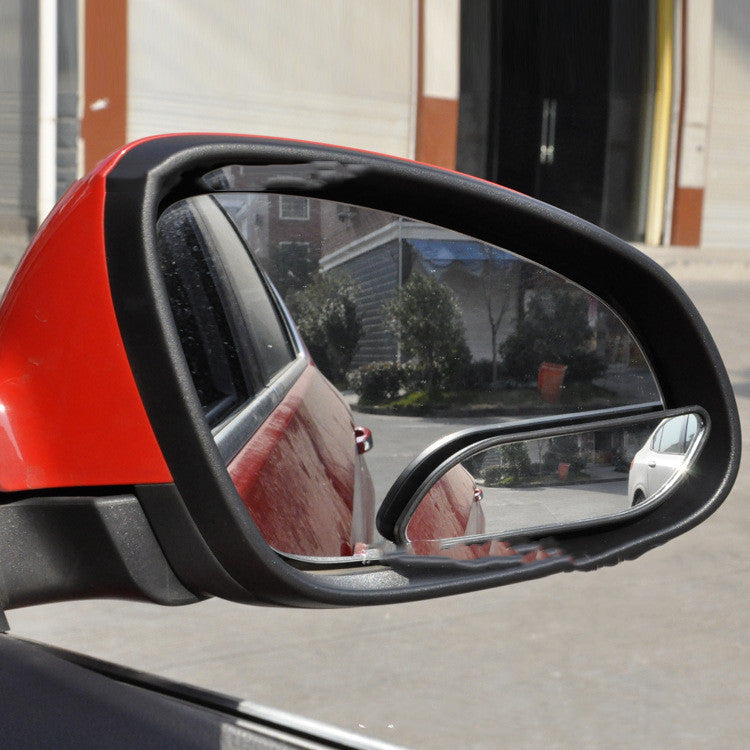 Add A Small Round Mirror In The Blind Area Of The Rearview Mirror