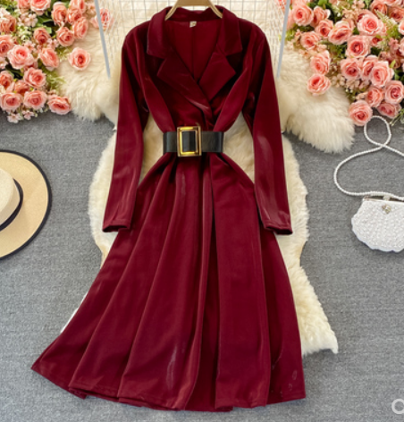 2021 autumn and winter models ladies Hepburn windbreaker skirt temperament suit collar dress elegant temperament large swing dress