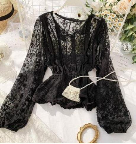 Very fairy blouse, autumn women's French retro palace style, puff sleeve, western style V-neck waist lotus leaf swing lace shirt