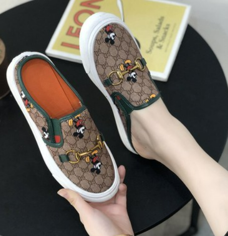 European station Mickey half TOEFL shoes female lazy shoes female one pedal all-match canvas shoes female students Korean version of large size